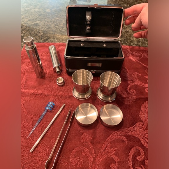 Portable Barware Includes Flasks, Shot Glasses, & More in Engraveable Case - Picture 3 of 13